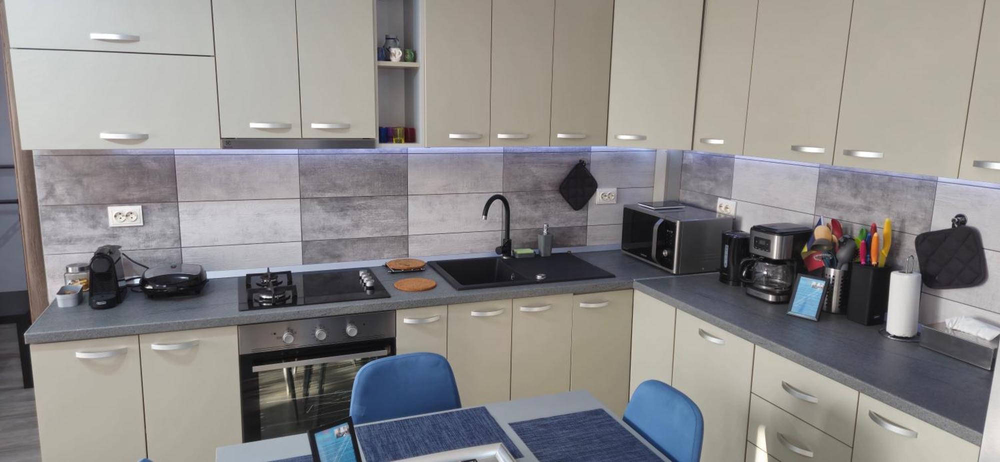 Littlebig Apartment Bucarest Esterno foto